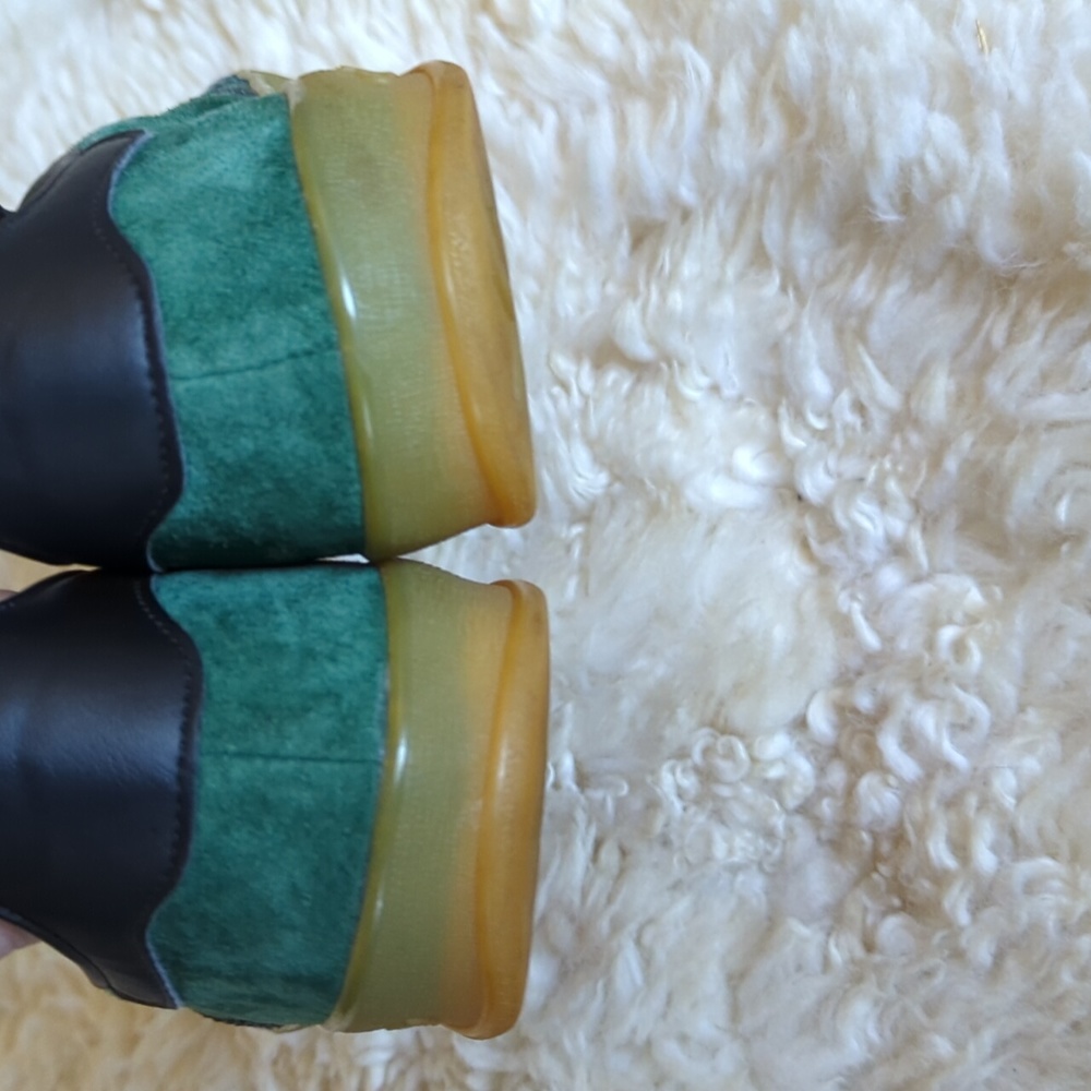 Adidas Gazelles - Picture 12 of 12